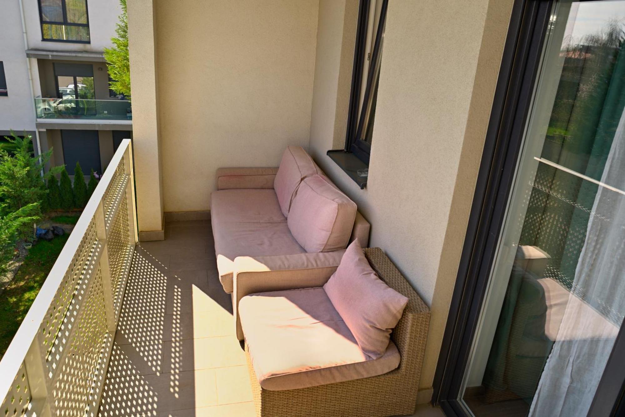 Mirvana Apartments Metheor Executive Suite Timisoara Exterior photo